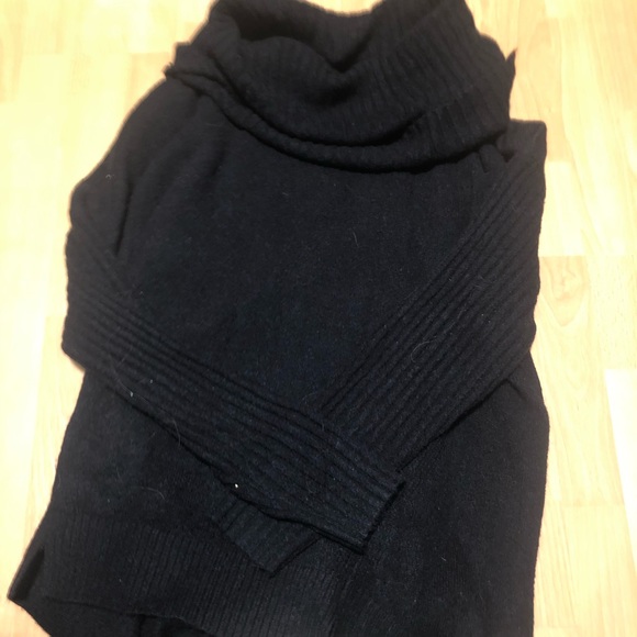 Addition Elle Sweaters - Addition Elle Black long sleeve cowelneck (2X)
